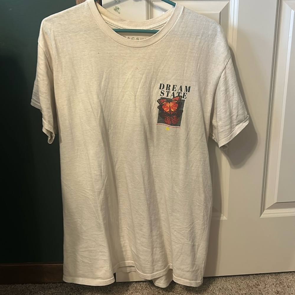 dream state white tshirt. 
brand: Pacsun
size: M